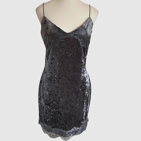 Guess Grey Lace Trim V-Neck Velour Party Nada Mini Dress- Sz- M - Picture 2 of 16